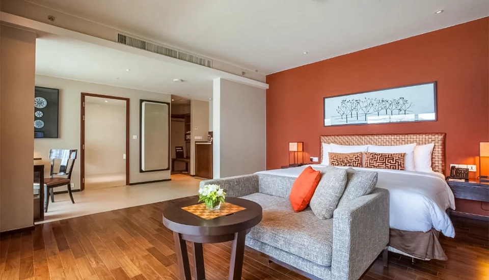 هتل پوکت پانوا بیچ فرانت ریزورت